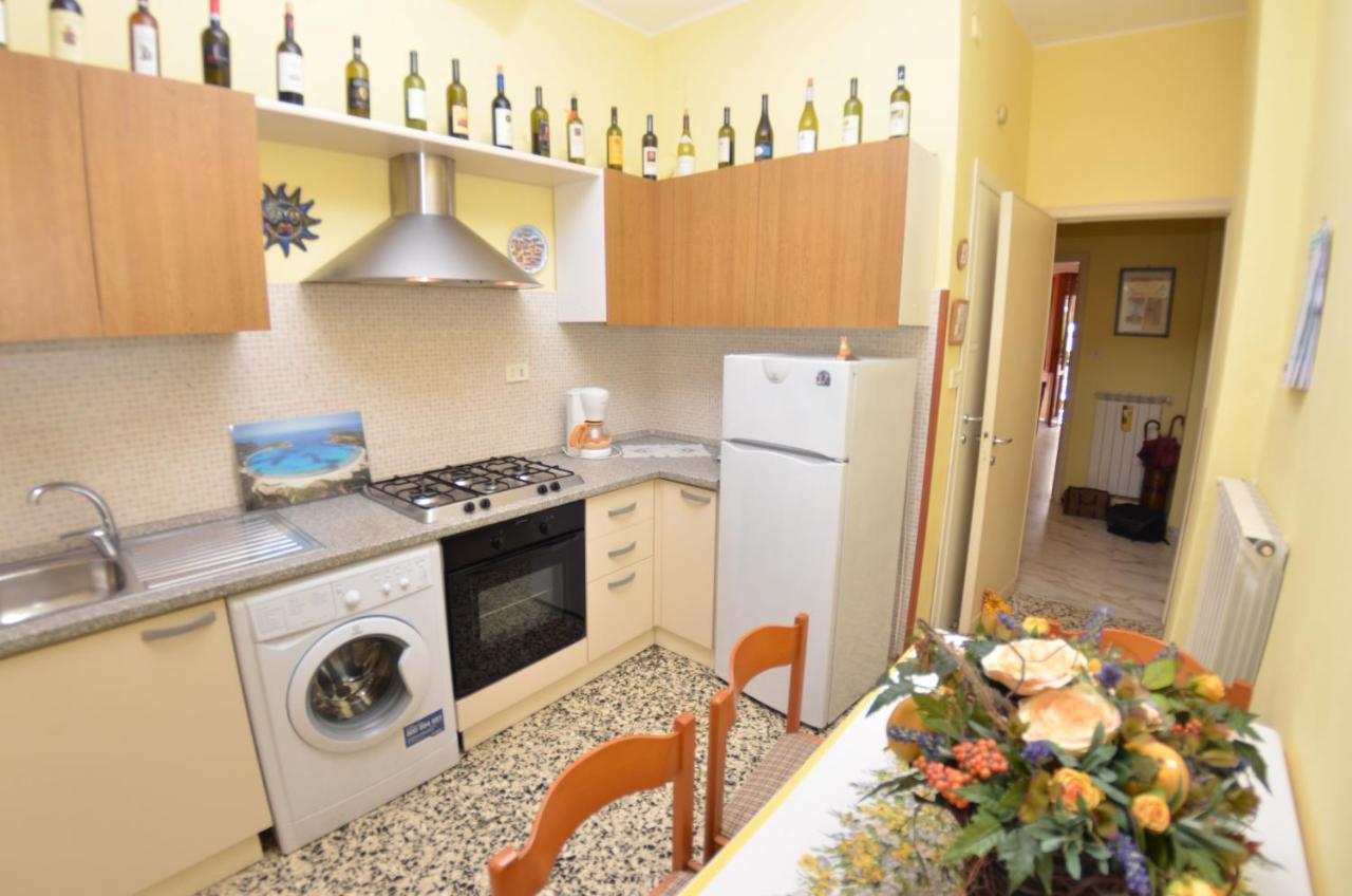 Carnevale Apartment Viareggio Exterior photo