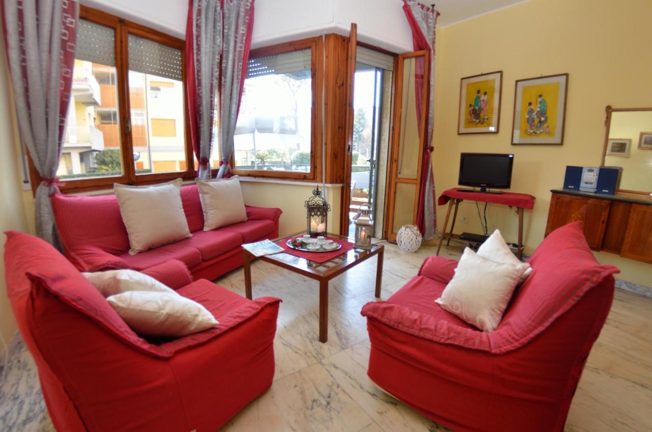 Carnevale Apartment Viareggio Exterior photo