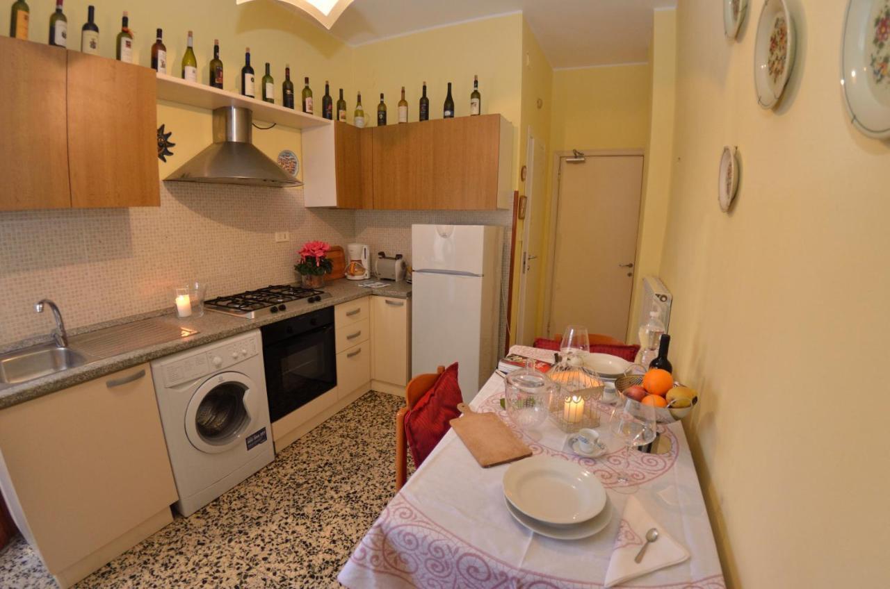 Carnevale Apartment Viareggio Exterior photo
